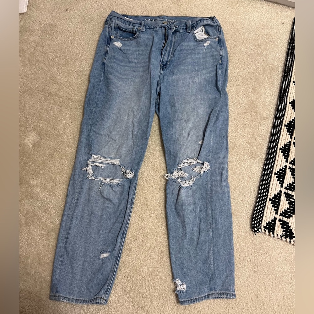 American eagle mom jeans size 10!!! Barely worn!
